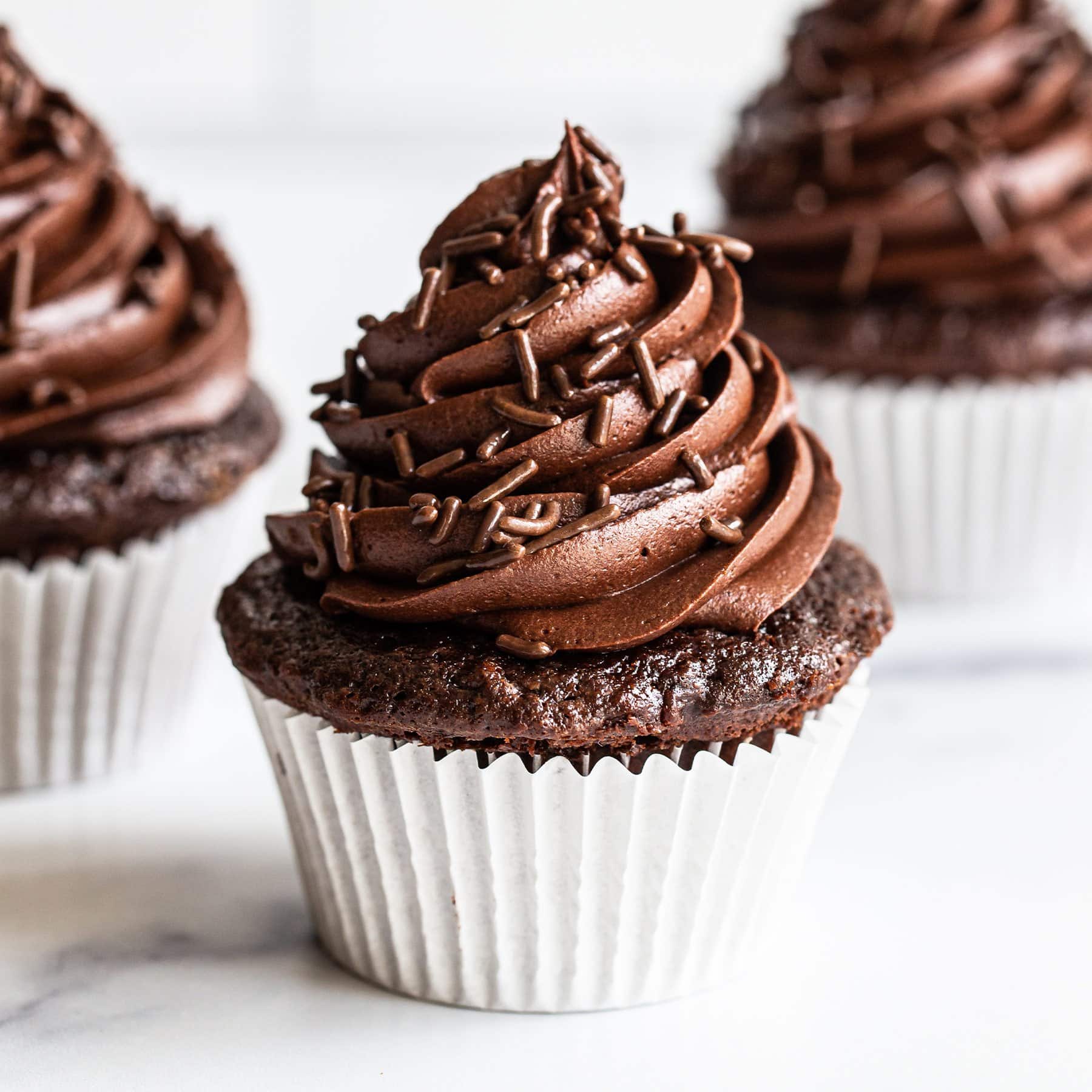 best-chocolate-cupcakes-recipe-SQUARE